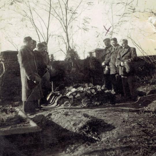 Kłomnice, cmentarz parafialny. 1 listopada 1940 r.