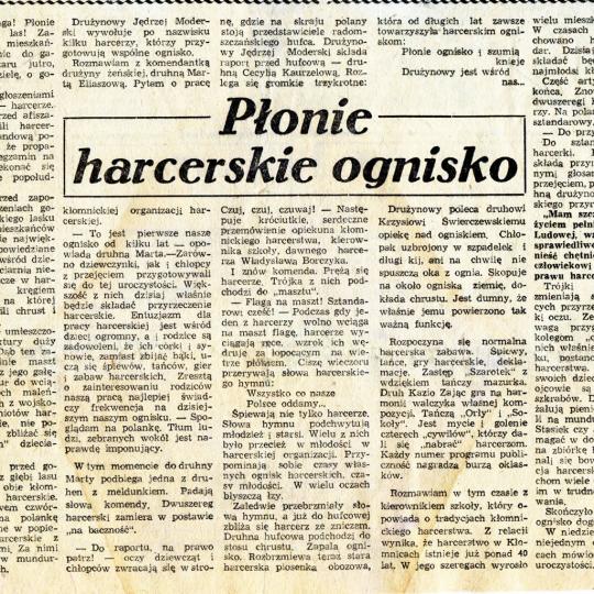ycinek z gazety z artykułem o przyrzeczeniu harcerskim w Kłomnicach.